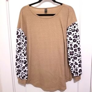Women's Emery Rose Top Size L
